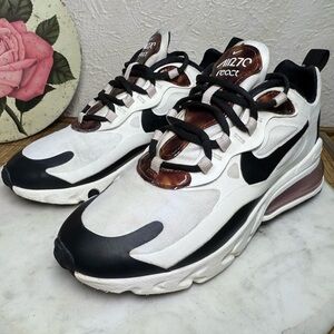 Nike Air Max 270 React – Women’s Size 6